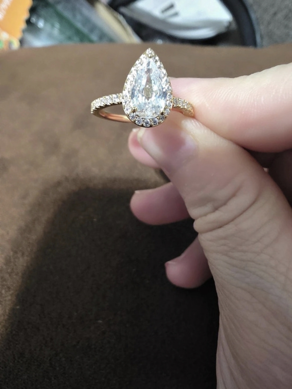 Pear-Shaped Crystal Ring in Gold & White Like New